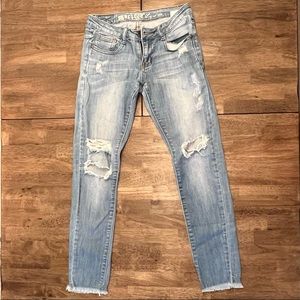 Machine Nouvelle Mode Distressed/Ripped Jeans size 26